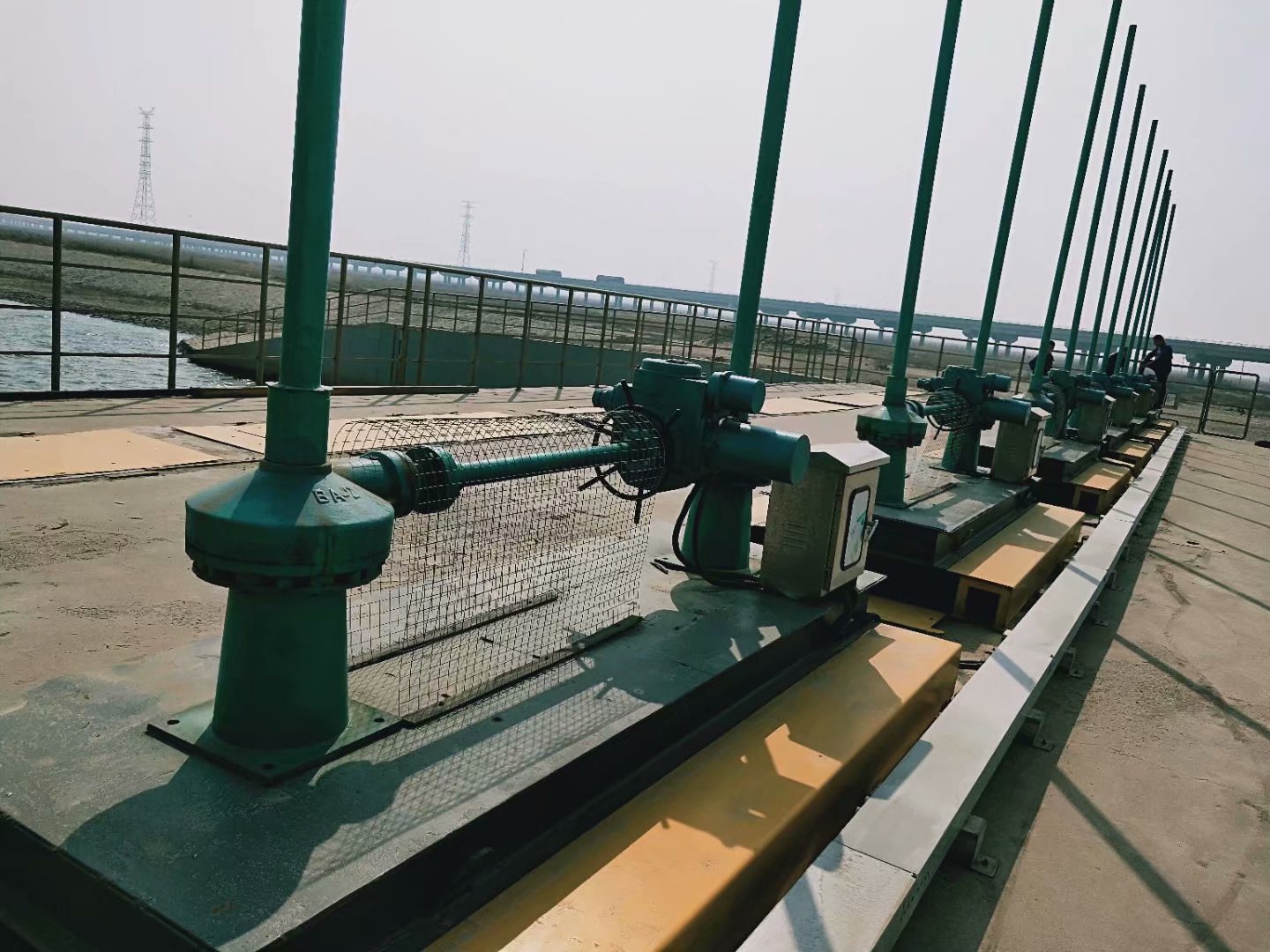 �p���c(di��n)��늃����ݗUʽ���]�C(j��)